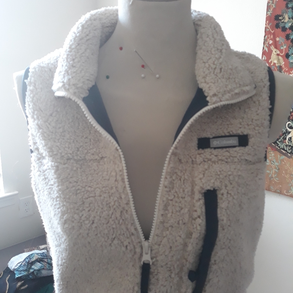 Columbia sherpa vest